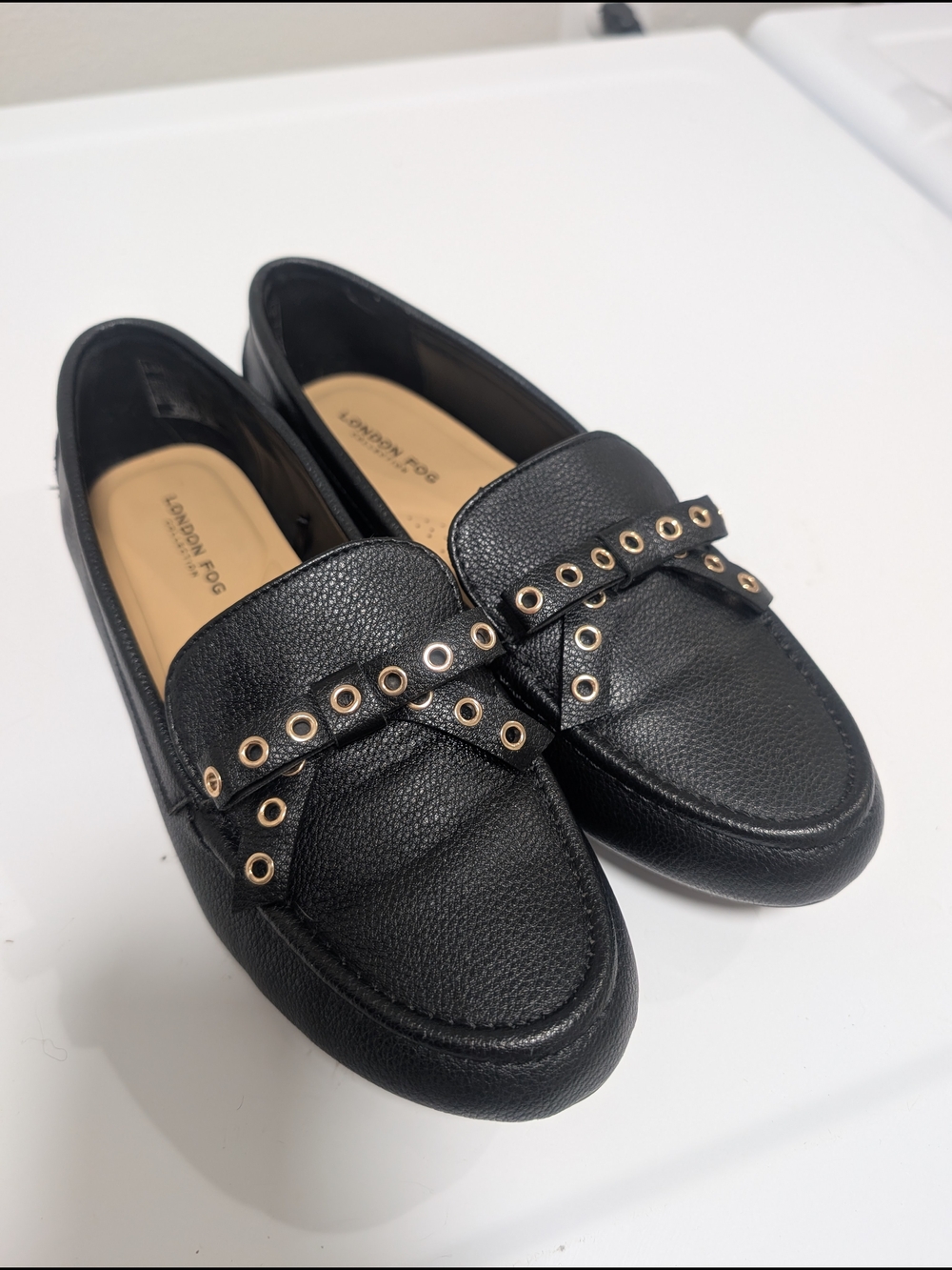 London Fog Black Leather Slip-On Loafers with Edgy Bow Detail